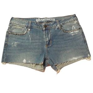 New Bullhead hermosa stud paint splattered cut off denim shorts Size 11